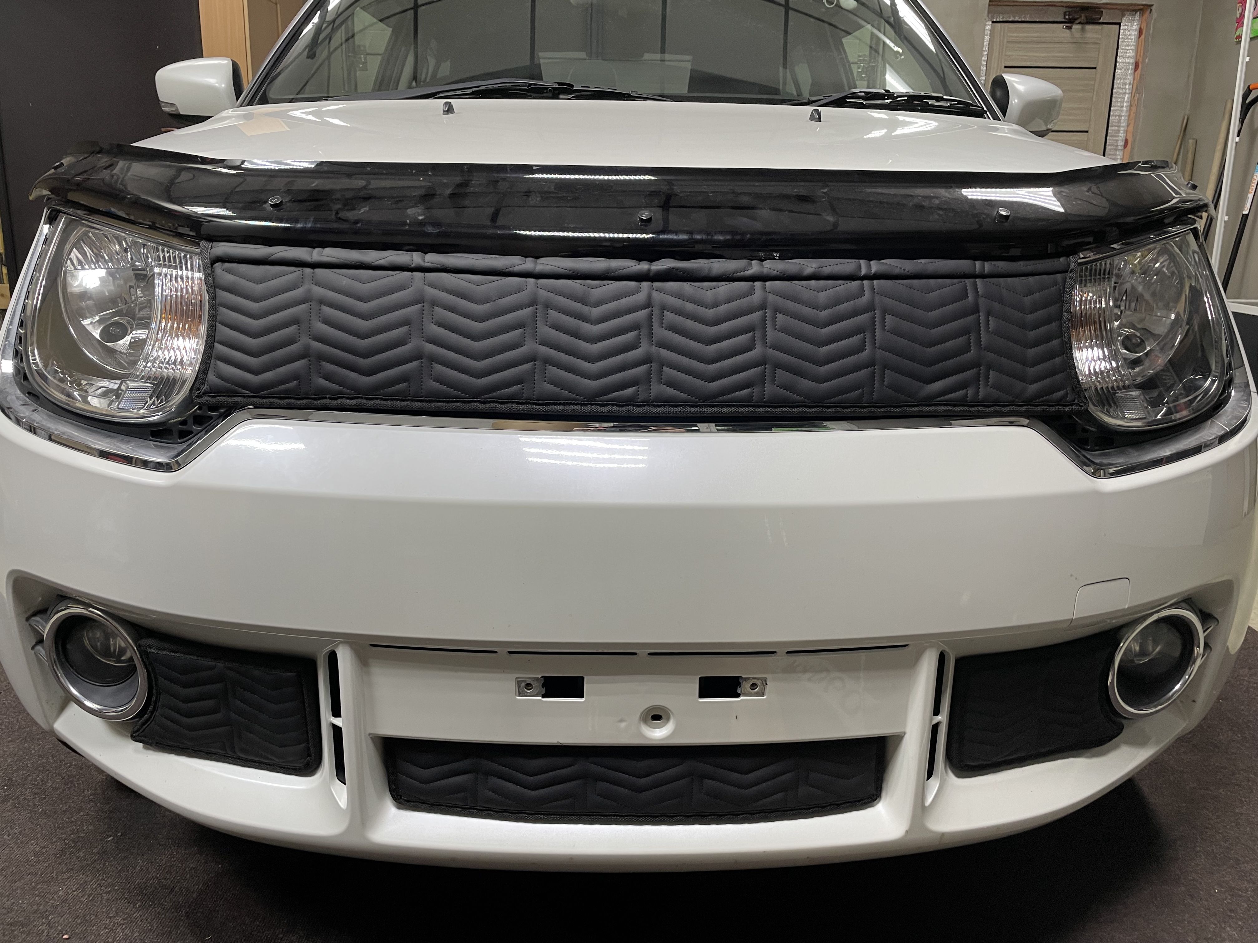 УтеплительрешеткирадиатораибампераSuzukiIgnis2015-20202поколениеMF