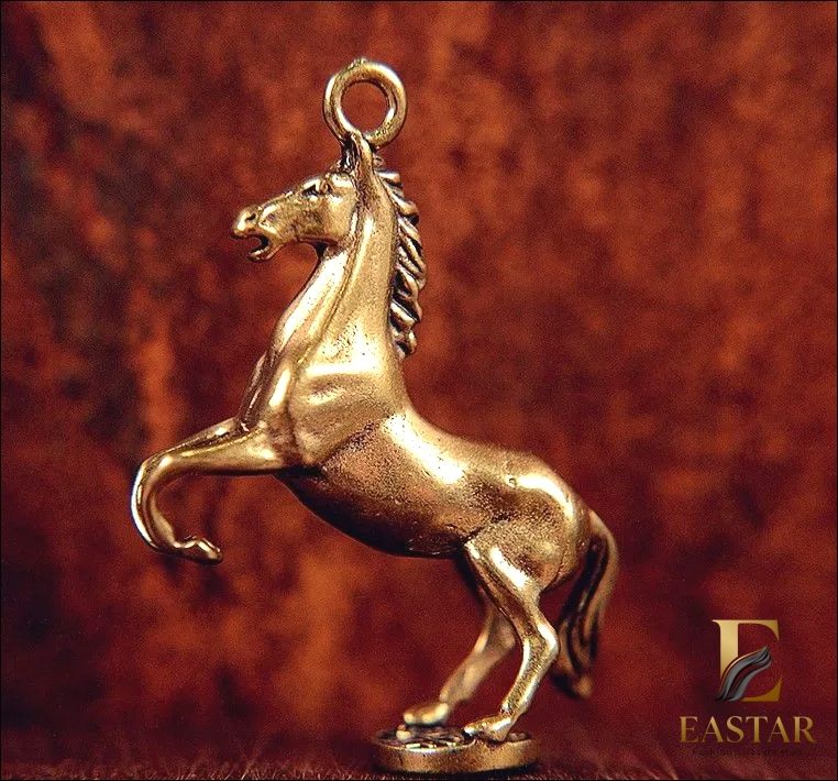 Статуялошади,бронзоваястатуя