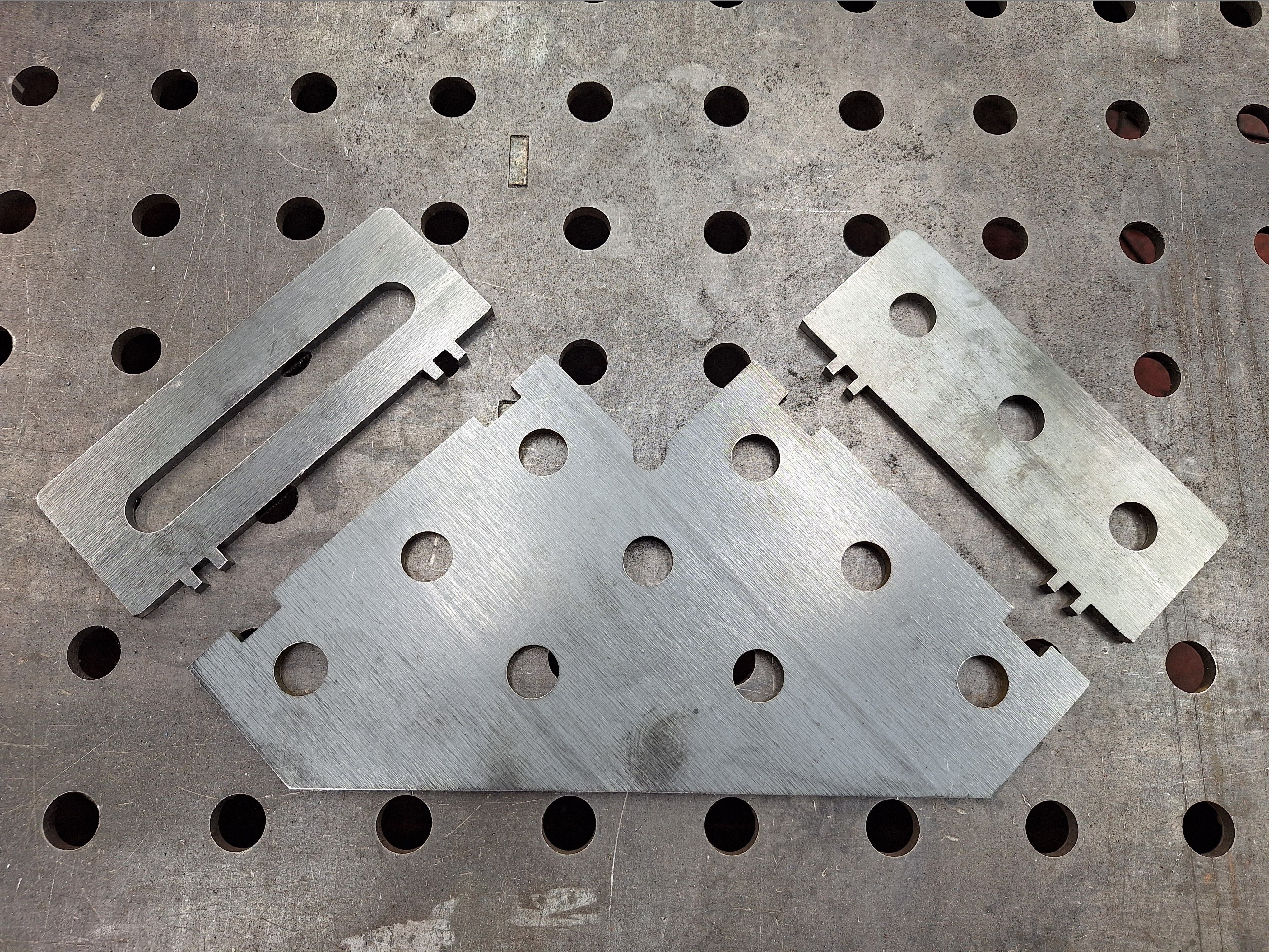 КИТкомплект"Уголравносторонний200*200*6"длястола3d