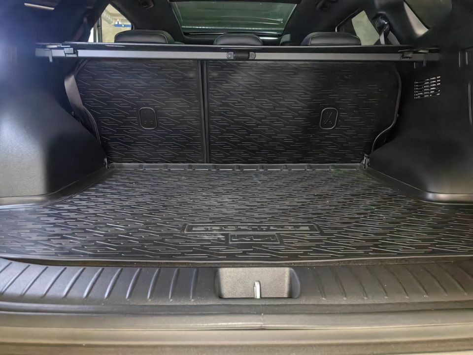 КоврикнаспинкузаднегосидениядляSPORTAGEV-оригиналKIAарт.R8570P1000R